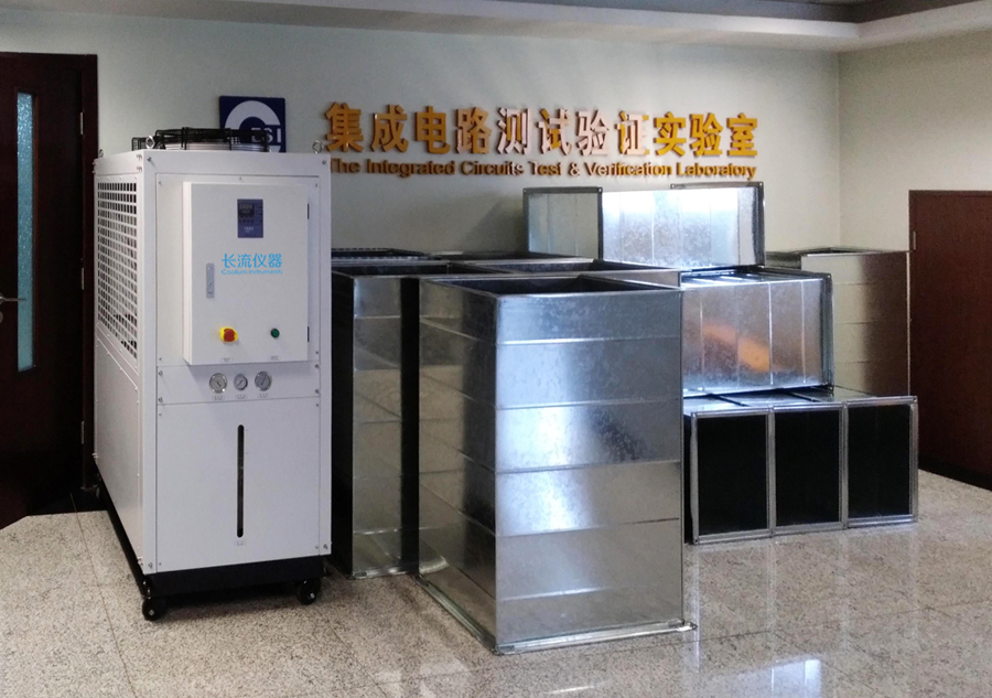 長流儀器精密冷水機安裝現場.jpg 長流儀器精密冷水機安裝現場.jpg